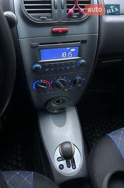 Хетчбек Chery Kimo 2011 в 