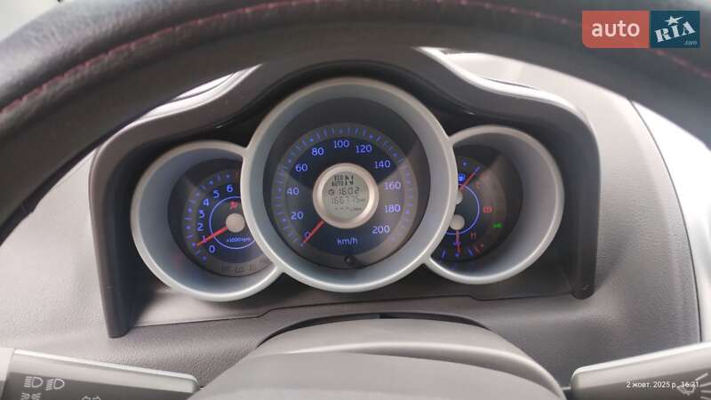 Хэтчбек Chery Kimo 2013 в Ровно