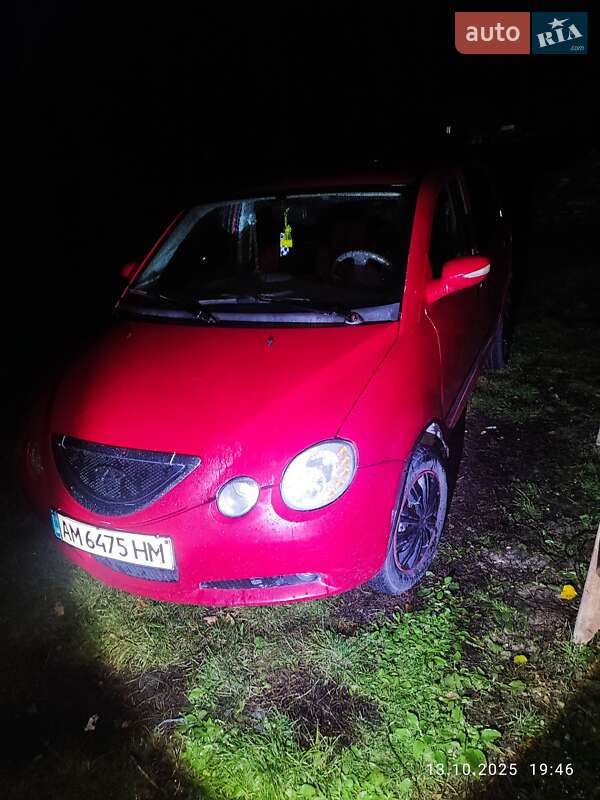 Хэтчбек Chery Kimo 2008 в Овруче