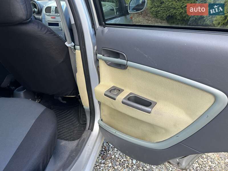 Хетчбек Chery Kimo 2011 в Рудниках фото 33 Хетчбек Chery Kimo 2011 в Рудниках