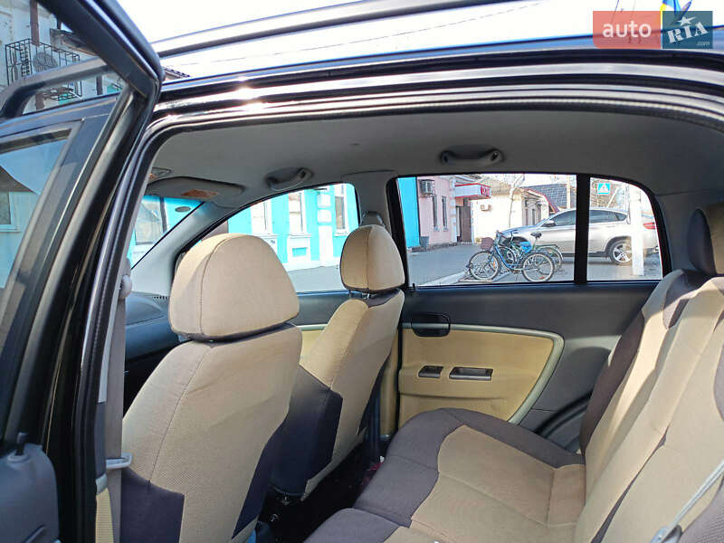 Хэтчбек Chery Kimo 2011 в Килии