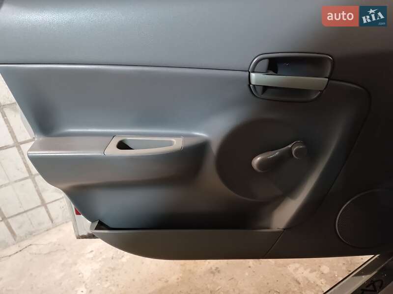 Хэтчбек Chery Kimo 2011 в Кривом Роге