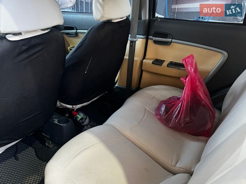 Хетчбек Chery Kimo 2008 в Умані фото 6 Хетчбек Chery Kimo 2008 в Умані