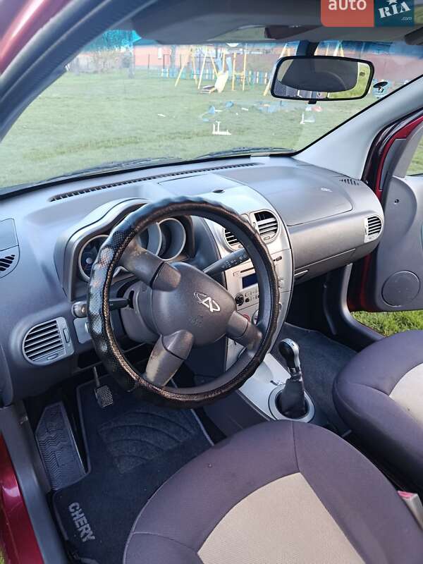 Хэтчбек Chery Kimo 2008 в Ромнах