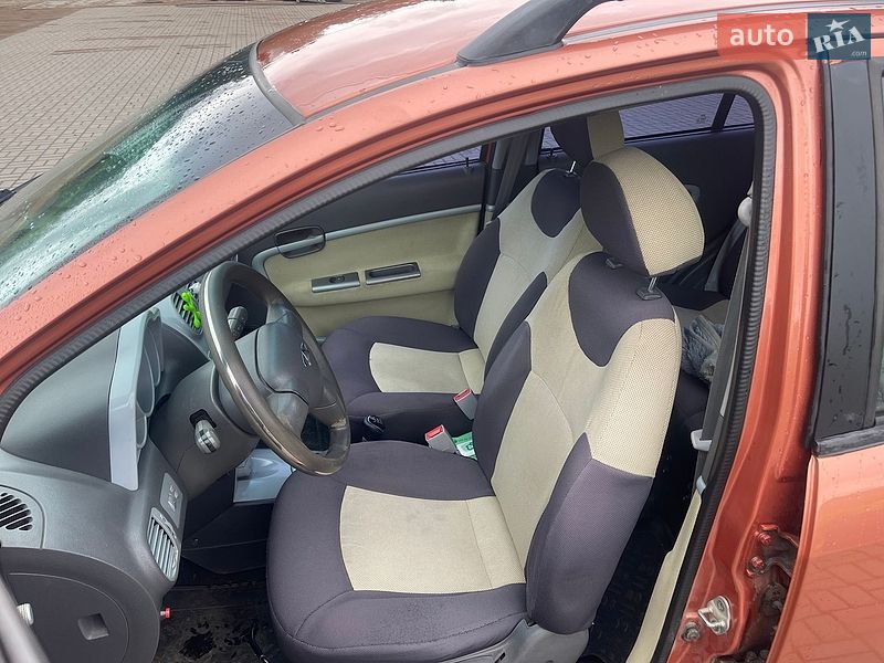 Хэтчбек Chery Kimo 2008 в Коростене