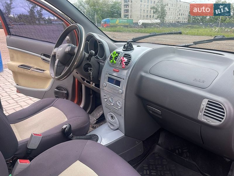 Хэтчбек Chery Kimo 2008 в Коростене
