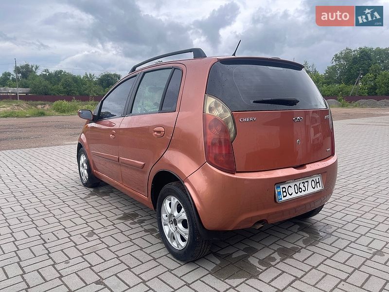 Хэтчбек Chery Kimo 2008 в Коростене