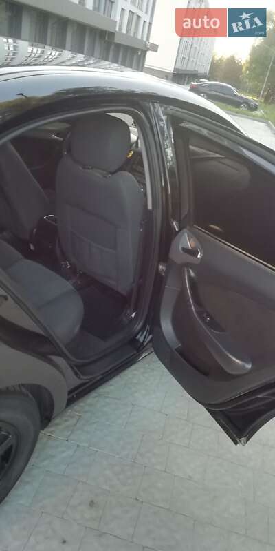 Седан Chery M11 2011 в Мукачево