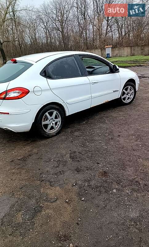 Седан Chery M11 2012 в Васильковке