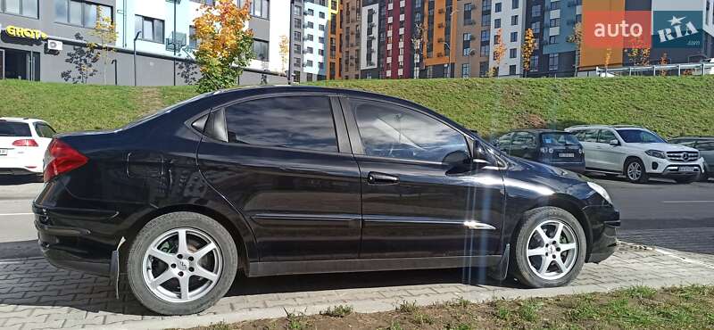 Седан Chery M11 2011 в Ровно
