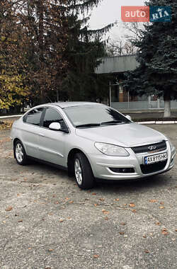 Седан Chery M11 2012 в Валках