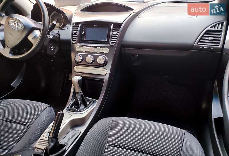 Седан Chery M11 2012 в Баре