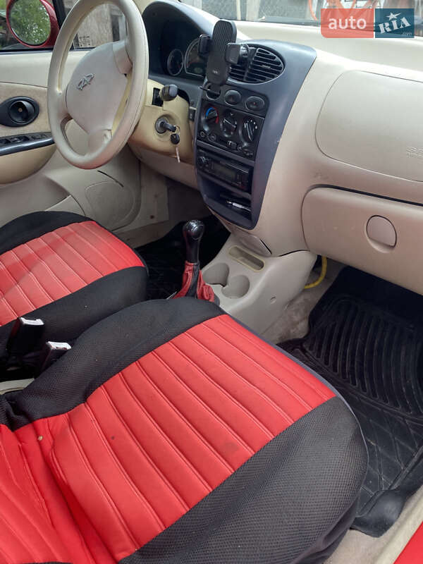 Хэтчбек Chery QQ 2008 в Коростене