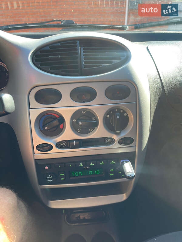 Хетчбек Chery QQ 2012 в Охтирці