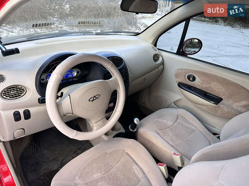 Хэтчбек Chery QQ 2011 в Слобожанском