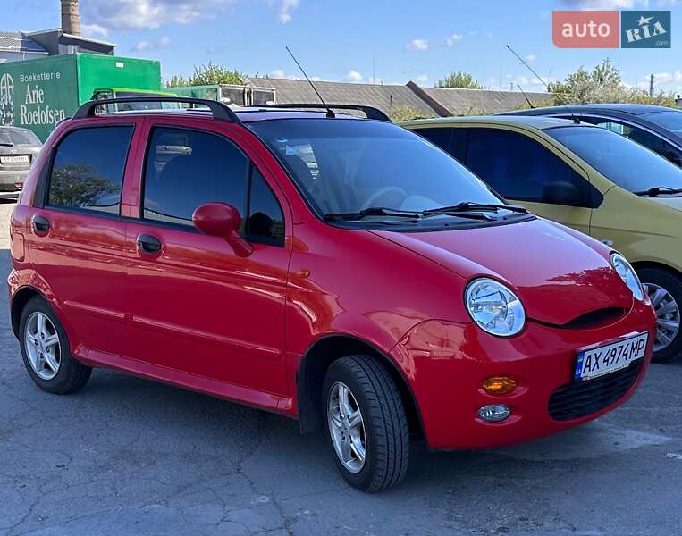 Хэтчбек Chery QQ 2011 в Слобожанском