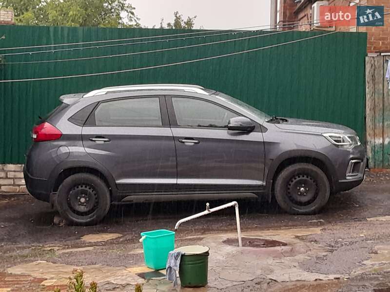 Внедорожник / Кроссовер Chery Tiggo 2 2019 в Славянске