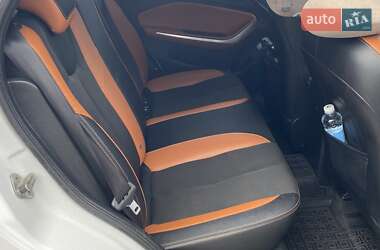 Позашляховик / Кросовер Chery Tiggo 2 2020 в 