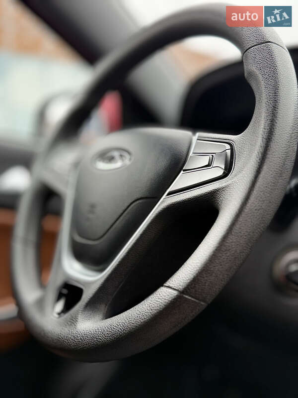 Внедорожник / Кроссовер Chery Tiggo 2 2020 в Киеве