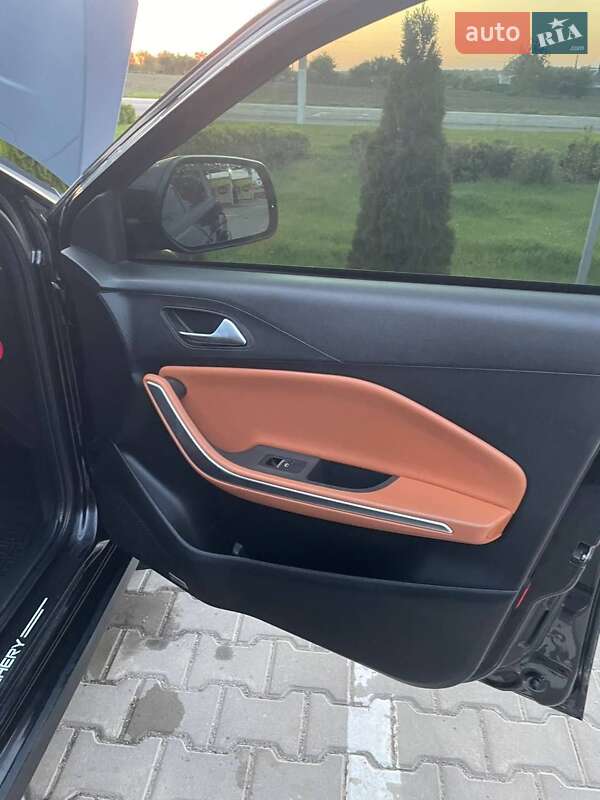 Позашляховик / Кросовер Chery Tiggo 2 2017 в Липовці фото 5 Позашляховик / Кросовер Chery Tiggo 2 2017 в Липовці