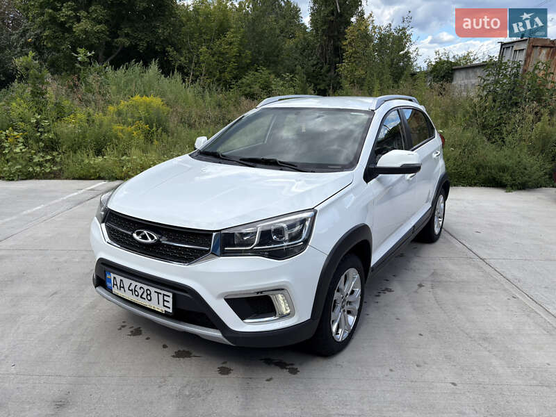 Внедорожник / Кроссовер Chery Tiggo 2 2017 в 