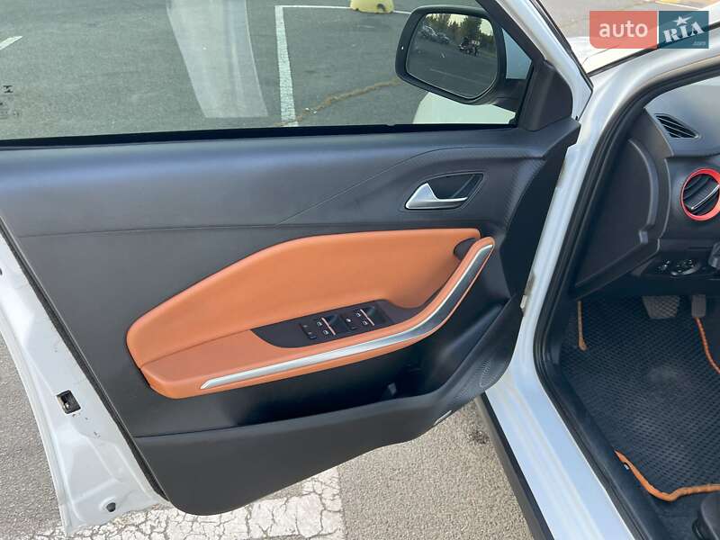 Внедорожник / Кроссовер Chery Tiggo 2 2020 в Киеве