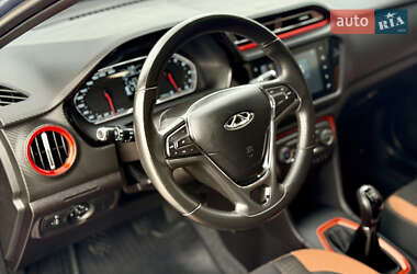 Позашляховик / Кросовер Chery Tiggo 2 2020 в 
