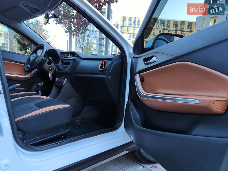 Позашляховик / Кросовер Chery Tiggo 2 2020 в Києві
