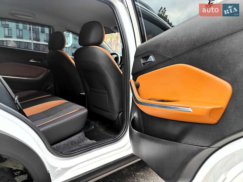 Позашляховик / Кросовер Chery Tiggo 2 2020 в Києві фото 57 Позашляховик / Кросовер Chery Tiggo 2 2020 в Києві