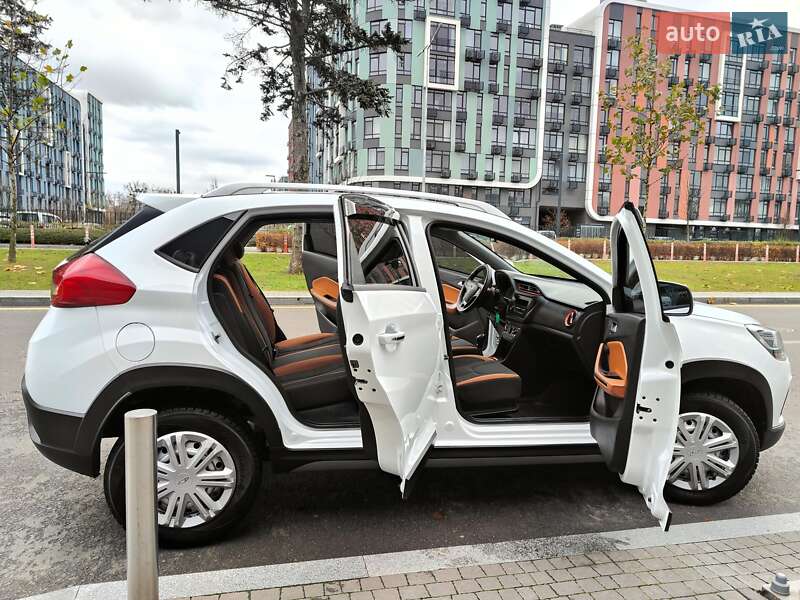 Позашляховик / Кросовер Chery Tiggo 2 2020 в Києві фото 26 Позашляховик / Кросовер Chery Tiggo 2 2020 в Києві