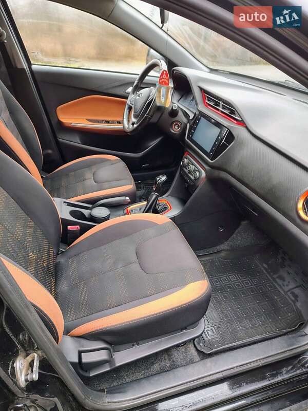 Позашляховик / Кросовер Chery Tiggo 2 2017 в Києві