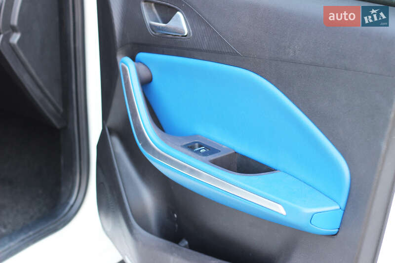 Внедорожник / Кроссовер Chery Tiggo 3 2019 в Житомире