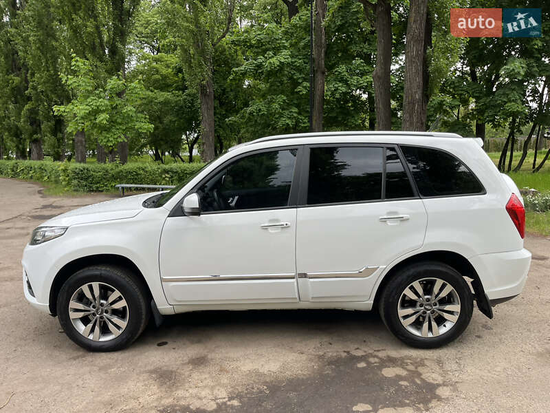 Внедорожник / Кроссовер Chery Tiggo 3 2020 в Киеве