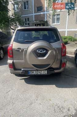 Позашляховик / Кросовер Chery Tiggo 3 2017 в Вараші
