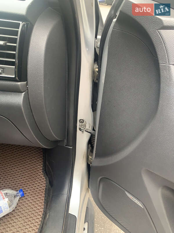 Внедорожник / Кроссовер Chery Tiggo 3 2017 в Киеве