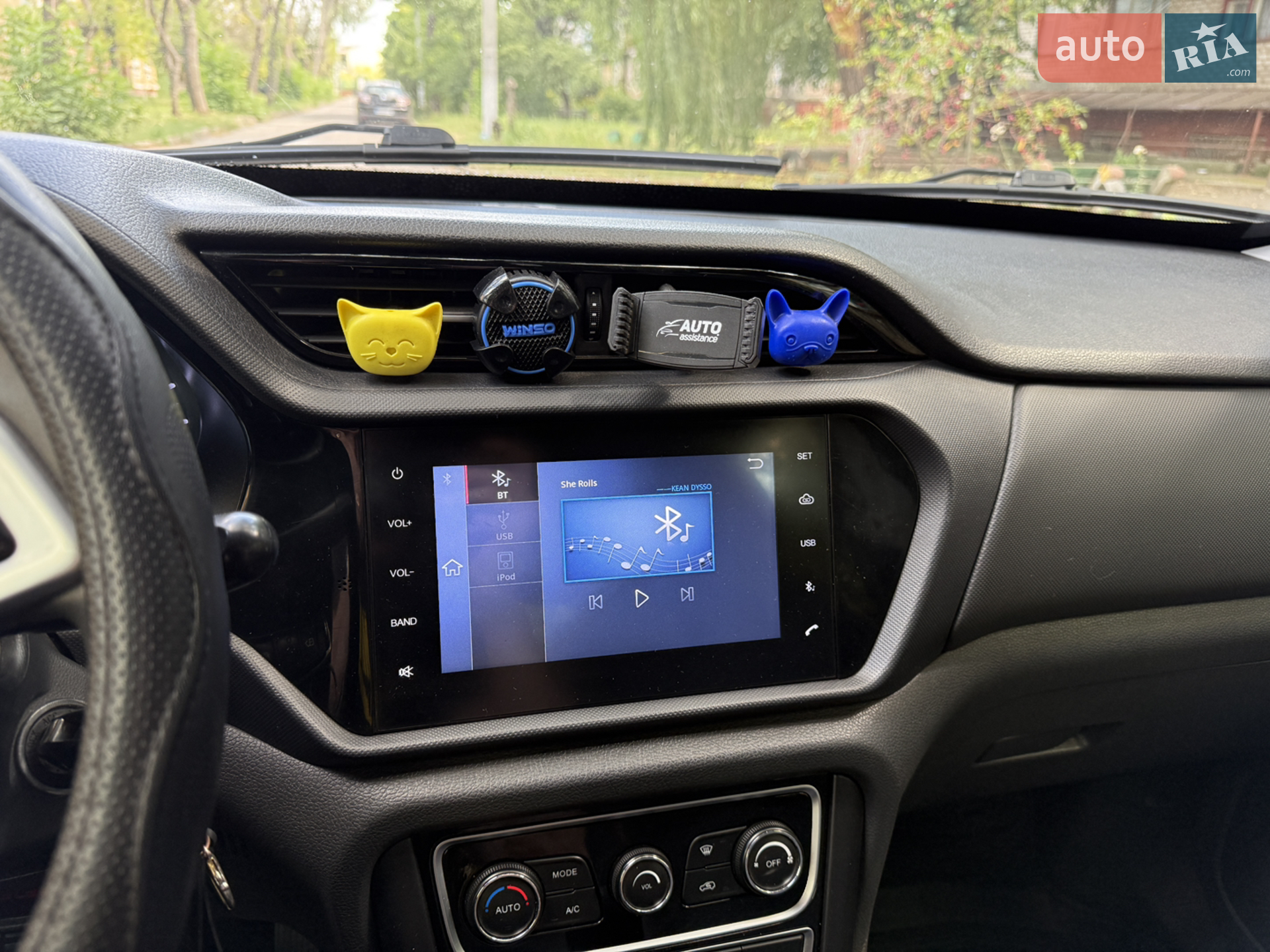 Chery Tiggo 3 2019 VIN LVVDB11B1KD052630 фото оголошення 11 з 20