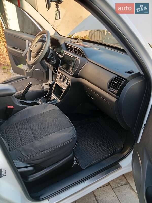 Позашляховик / Кросовер Chery Tiggo 3 2020 в Дубовому фото 7 Позашляховик / Кросовер Chery Tiggo 3 2020 в Дубовому