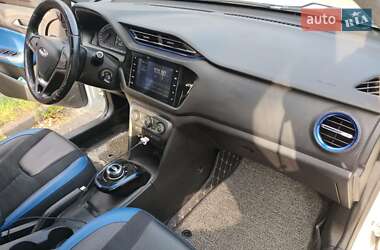 Позашляховик / Кросовер Chery Tiggo 3xe 2018 в  фото 10 Позашляховик / Кросовер Chery Tiggo 3xe 2018 в