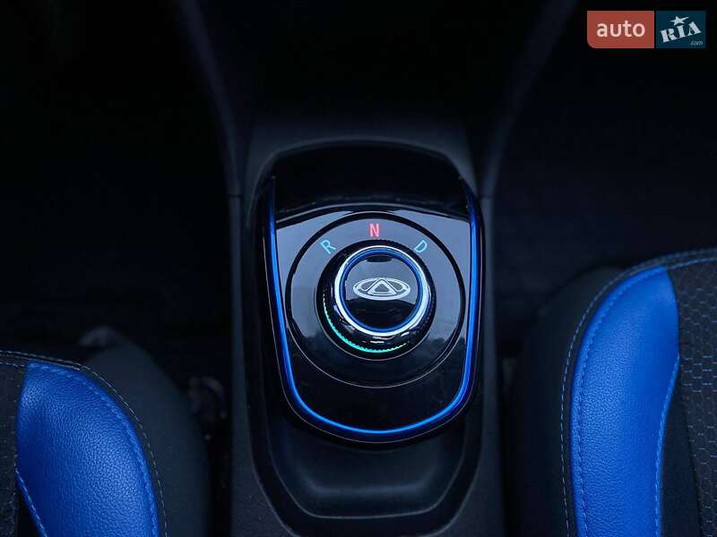 Внедорожник / Кроссовер Chery Tiggo 3xe 2018 в Киеве