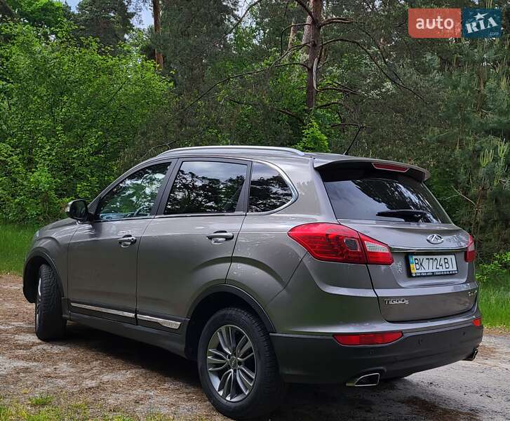 Внедорожник / Кроссовер Chery Tiggo 5 2016 в Ровно