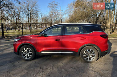 Позашляховик / Кросовер Chery Tiggo 7 Pro 2021 в 