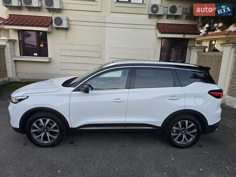 Позашляховик / Кросовер Chery Tiggo 7 Pro 2021 в Києві фото 8 Позашляховик / Кросовер Chery Tiggo 7 Pro 2021 в Києві