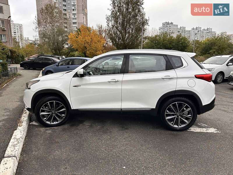 Внедорожник / Кроссовер Chery Tiggo 7 2018 в Киеве