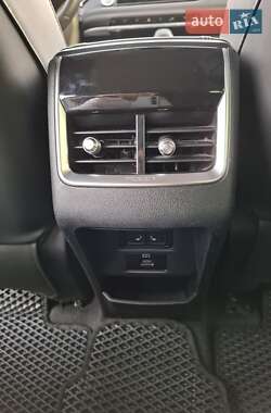 Позашляховик / Кросовер Chery Tiggo 8 2020 в 