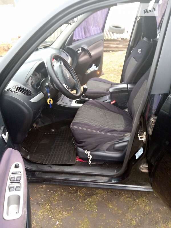 Внедорожник / Кроссовер Chery Tiggo 2010 в Гребенке