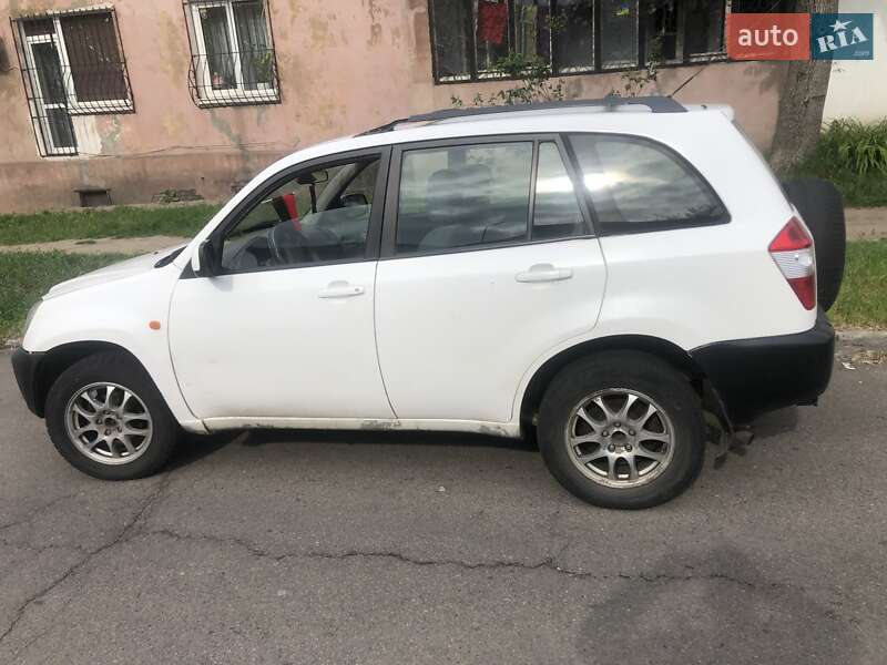 Седан Chery Tiggo 2008 в Каменском