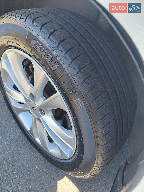 Позашляховик / Кросовер Chery Tiggo 2014 в Кривому Розі