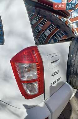 Внедорожник / Кроссовер Chery Tiggo 2014 в 