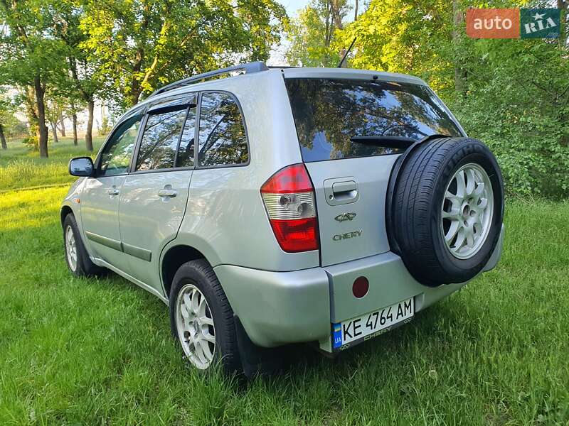 Внедорожник / Кроссовер Chery Tiggo 2008 в Кривом Роге