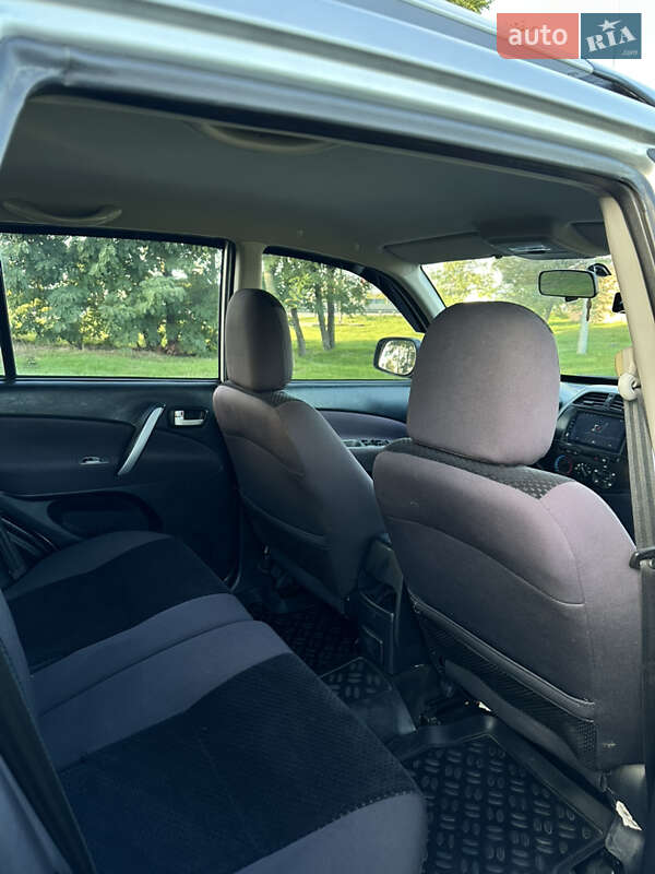 Позашляховик / Кросовер Chery Tiggo 2012 в Києві фото 17 Позашляховик / Кросовер Chery Tiggo 2012 в Києві